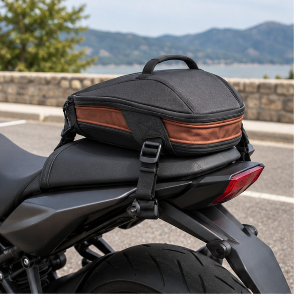 WingLatch Expandable Tail Bag
